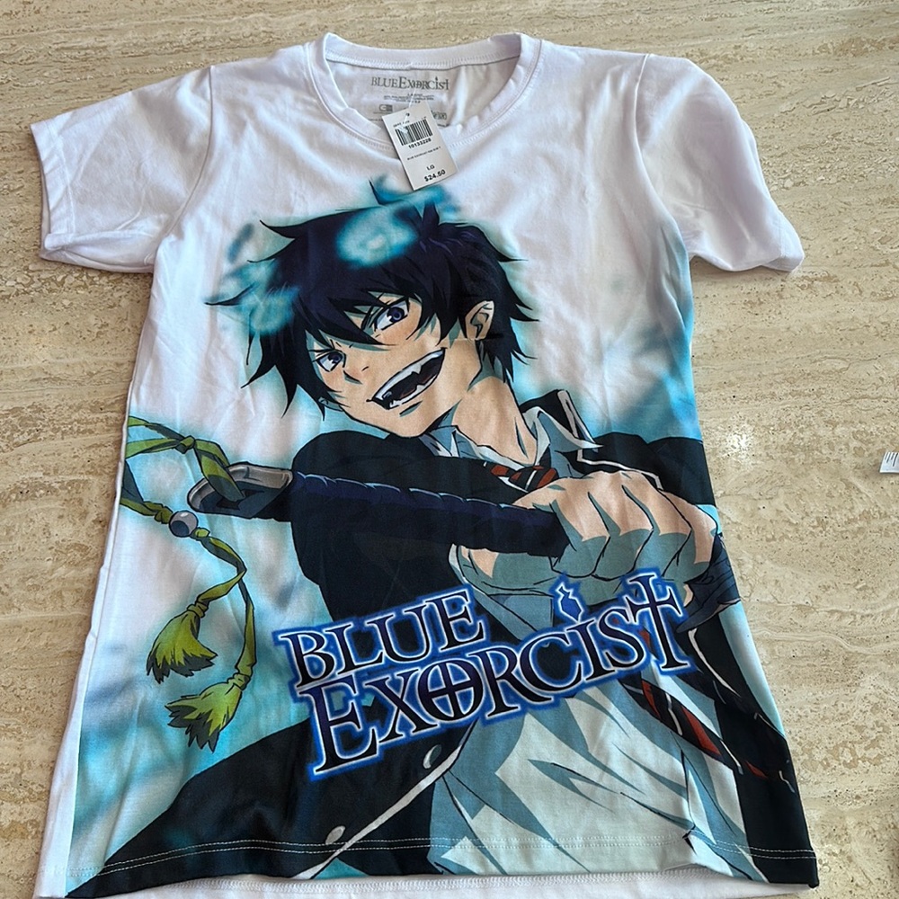 NWT Hot Topic Blue Excorcist / Ladies shirt sleeve t shirt (size LARGE)